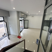 Cho Thuê Nhà Phố Vinhomes Làm Văn Phòng 30 Triệu/Tháng