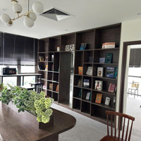 Cho Thuê Văn Phòng Tại St Moritz Phạm Văn Đồng, 20 Triệu, 90 M2 Hoàn Thiện Nội Thất. Liên Hệ: 0942878189