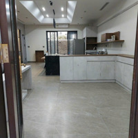 Bán Shophouse Khu Ngọc Trai Vinhomes Marina -Diện Tích105M - Thang Máy - Có Hợp Đồng Thuê 50 Triệu/Tháng