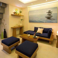 Xuất Ngoại Bán Nhanh Nhà Ngang Bề Thế 7M 1/ Nơ Trang Long