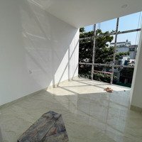 Toà Chdvmặt Tiềnbùi Đình Tuý 6X35M, Hầm, Trệt, Lửng,3Lầu, St. 14 Phòng Ngủ 2Mặt Bằng Suốt.