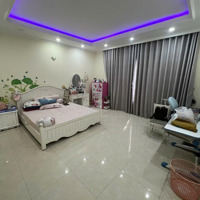 Cho Thuê Nhà Biệt Thự Nguyên Căn Tại Ctyland Park Hill, P10, Gò Vấp, Giá 35 Triệu/Tháng