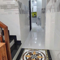 Nhà 3 Tầng, Hẻm Xe Hơi Phường 9, Diện Tích: 4M X 18M - Giá: 6,9 Tỷ Tl
