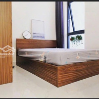Căn Hộ 1 Phòng Ngủ Hơn 30M2 Có Ban Công Lớn Full Nội Thất. Lý Phục Man Tiện Đi Q4 Q1. Pmh