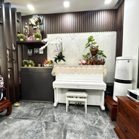 Bán Nhà 3 Mặt Tiềnhẽm Xe Hơikỳ Đồng, Quận 3-Ngang 7.5M2- 18 Tỷ Nhà Mới Nội Thất Cao Cấp
