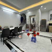 Bán Nhà Trương Định, Một Bước Ra Phố, 5 Tầng Thang Máy Xịn, 40M2,Mặt Tiền5M, 7.95 Tỷ