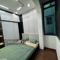 Bán Gấp Nhà Riêng Phố Nguyễn Văn Tuyết, Đống Đa, Hà Nội, Diện Tích: 25M2, 3 Phòng Ngủ Full Nội Thất Chỉ Hơn 5 Tỷ.