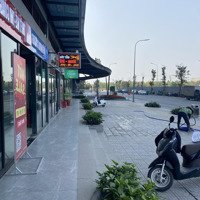 Cho Thuê Shop Chân Đế Toà P3 Đã Hoàn Thiện, Set Up Đồ Vào Kinh Doanh Luôn.