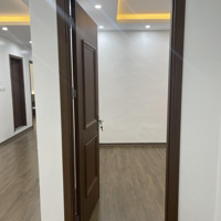 Gia Đình Thiện Chí Bán Căn Hộ 122M2 4 Phòng Ngủtại Goldsilk Vạn Phúc Giá Chỉ 6,5 Tỷ Liên Hệ: 0336730352
