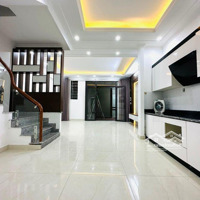Bán Gấp Building 7 Tầnghẽm Xe Hơi10M Nguyễn Thiện Thuật Quận 3