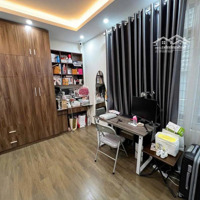 Bán Nhà Phạm Văn Đồng, Lô Góc, Ngõ Thông, Gần Phố, 35M2X5 Tầng. 7.35 Tỷ
