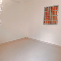 Bán Nhà Phú Nhuận 3 Lầu (7.3 X 4,2) Ô Tô Đỗ Cửa - Mặt Tiền, Cho Thuê 14 Triệu/Tháng. Giá Bán 5.88 Tỷ.