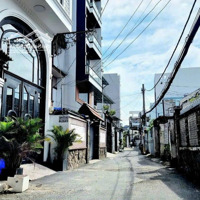 Nhàhẽm Xe Hơithông Gần Emart Phan Huy Íchdiện Tích4,65Mx19M 3 Lầu St Chỉ 7,65 Tỷ Tặng Nội Thất Ở Liền