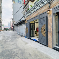 Bán Biệt Thự Ngang 6M Thiết Kế Đẹp Tại Phạm Văn Bạch, Tân Bình, 10.8 Tỷ, 72M2 Hàng Hiếm Giá Ưu Đãi