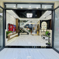 Bán Biệt Thự Ngang 6M Thiết Kế Đẹp Tại Phạm Văn Bạch, Tân Bình, 10.8 Tỷ, 72M2 Hàng Hiếm Giá Ưu Đãi