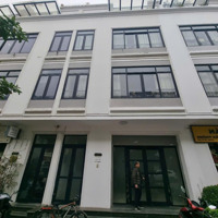 Cho Thuê Nhà Vinhomes Hàm Nghi, Mỹ Đình 93M2, 5 Tầng,Mặt Tiền6M, Có Thang Máy 50 Triệu/Th