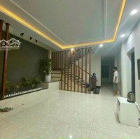Cho Thuê Nhà Nguyên Căn Mặt Tiền Đường Thích Quảng Đức, Hà Quang 2, 1 Trệt 3 Lầu, 5X21.5M, 40 Tr/Th