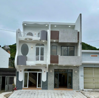Bán 2 Căn Nhà Liền Kề - Có Bán Lẻ Mặt Tiền Đường Triệu Quang Phục - Vĩnh Hòa - Gần Biển