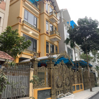 Cần Bán Gấp Biệt Thự Phố Thiên Hiền - Mỹ Đình. Diện Tích: 143M2 - 4T - Lô Góc 2 Mặt Tiền - Vỉa Hè- Giá Bán 40Tỷ