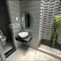Biệt Thự Duy Nhất Nằm Ngay Bà Huyện Thanh Quan, Phường Võ Thị Sáu, Quận 3.Diện Tích11 * 25M