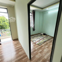 Chính Chủ Cho Thuê Căn Hộ 1 Phòng Ngủ P Phú Hữu Q9 Giá Bán 4, 5 Triệu 0902966926 Có Ban Công Rộng Rãi