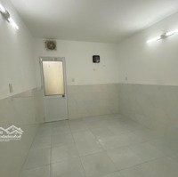 Cho Thuê Nhà Riêng 3 Phòng Ngủ 2 Vệ Sinhgiá Tốt, 70M2 Tại Huỳnh Tấn Phát, Bình Thuận, Q7