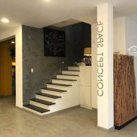 Cần Bán Gấp Căn Biệt Thự 214M2 Tại Thảo Điền Quận 2 Như Hình Giá Tốt