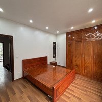 Cho Thuê Nhà 55 M* 5 Tầng, Ngõ 9 Phố Hoàng Ngọc Phách, Phường Láng Hạ, Đống Đa, Giá Bán 25 Triệu.