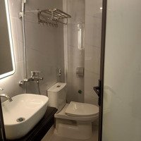 Cho Hộ Gia Đình Thuê Căn Hộ Dich Vụ Khép Kín Trong Khu Phố Chùa Bộc Ô Tô Đỗ Cửadiện Tích70M , 3 Phòng Ngủ2Vs