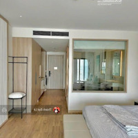 Chính Chủ Cần Bán Căn Hộ 1 Phòng Ngủ54M2 View Biển Tại Toà Tháp Alacarte, Mặt Biển Bãi Tắm Marina Hạ Long