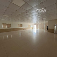 Cho Thuê 500M2 Sàn Vp Kinh Doanh Mọi Mô Hình Bi-A, Game,... Lô Góc 2 Mặt Tiền View Hồ Tây
