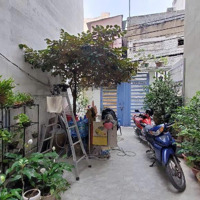 Cần Bán Nhà C4 Sát Chợ Bà Chiểu Ngang 4.2M X 16M Xây Mới Ở + Kinh Doanh. Giá Bán 10,5 Tỷ/Thương Lượng