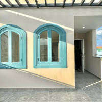 Cho Thuê Căn Hộ 2 Phòng Ngủban Công Sân Vườn Lớn, 45M2, Giá Hạt Dẻ 10 Triệu/Tháng