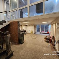 Bán Nhà 4.5 Tầng Ngõ To Đường Lý Tự Trọng, Hồng Bàng, Hải Phòng.diện Tích50M2 Ngang 5.25M Giá Bán 5.4 Tỷ