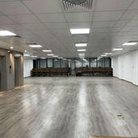 Cho Thuê Nhà Mặt Phố Đê La Thành, Diện Tích 60M2,Mặt Tiềnlô Góc 11M, Giá Thuê 40 Triệu/Th Liên Hệ: 0965115212