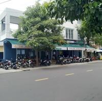 CHO THUÊ NHÀ 4 TẦNG MẶT TIỀN KINH DOANH NGUYỄN THIỆN THUẬT 300M2, NGANG 20M, GIÁ CHỈ 35TR/ THÁNG