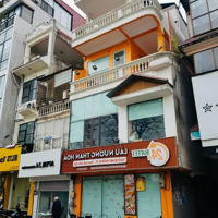 Cho Thuê Nhà Mặt Phố Nguyên Hồng,50M X 5 Tầng,Mặt Tiền 5,5M,Thông Sàn Vỉa Hè Rộng ,43 Triệu/Tháng