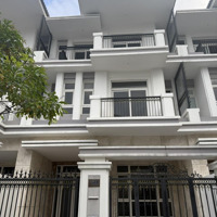 Cần Bán Gấp Biệt Thự The Peak Garden - Đường Trung Tâm Tài Chính Phú Mỹ Hưng ( Nguyễn Lương Bằng)