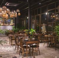 Cho Thuê Nhà Mặt Phố Quán Thánh, Diện Tích: 200M2 X 2 Tầng, Mt: 10M, Ngay Ngã Tư Phố Kinh Doanh Hút Lộc