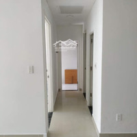 Topaz City Căn 55M2 2 Phòng Có Sẵn 1 Máy Lạnh Chuyển Vào Liền Liên Hệ: 0942908925