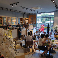 Cho Thuê Mặt Bằng Kinh Doanh Phố Kim Mã, Mặt Tiền 7M, Vị Trí Cực Đẹp Kinh Doanh Trà Sữa, Showroom