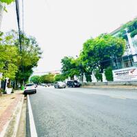 Bán Khuôn Đất Biệt Thự Thảo Điền,Quận 2 DT:453m2(20mx20m) Vị Trí Đẹp-Giá Chỉ 71 Tỷ