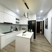 Siêu Phẩm 79M2 2 Phòng Ngủ 2 Vệ Sinhfull Nt Cao Cấp, View Trực Diện Q1 Siêu Đẹp Block Dragon Thương Mại