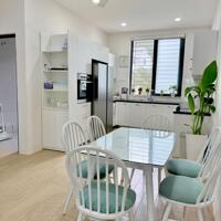 Bán nhà cách biển Trần Phú 300, đường 14m sổ hồng chỉ 9,5 tỷ 0966 838 679