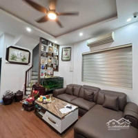 Hiếm Ngã Tư Sở, Nhà Đẹp, Ngõ Thông Tứ Tung, Ô Tô Đỗ Cửa,Diện Tích31M,Mặt Tiền4M, Giá Bán 7,39 Tỷ