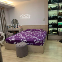 Duy Nhất! Bán Căn Hộ 2Pn2Vs Rộng 101M2 Tháp B Tòa Sky City 88 Láng Hạ. Full Nội Thất, Giá 8X Tr/M2
