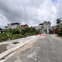 Cần Bán Gấp Đất Trung Tâm Thị Trấn Lập Thạch.diện Tích100M2, Cách Chợ Lập Thạch 50M. Giá Bán 2,55 Tỷ Bao Phí