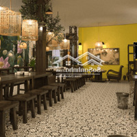 Cho Thuê Nhà Mặt Phố Trung Hòa , Diện Tích: 140M2 X 5 Tầng , Mt: 6M , Vị Trí Đẹp Giao Vũ Phạm Hàm