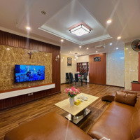 Tôi Bán Căn Góc Cc Đường Sắt 590 Cmt8 Q. 3.Diện Tích76M2 2P, 2 Vệ Sinh Sh. Giá Bán 3,3 Tỷ. Liên Hệ: 0782337562