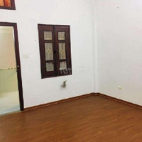 Cho Thuê Căn Nhà Trung Kính To 60M2 X 4 Tầng Thiết Kế 2P/T Giá Thuê 22 Triệu/Th